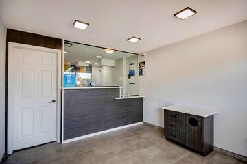 Hotel Interior 8 of 31