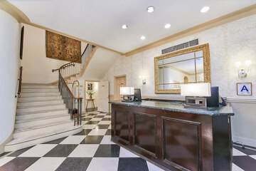 Hotel Interior 6 of 50