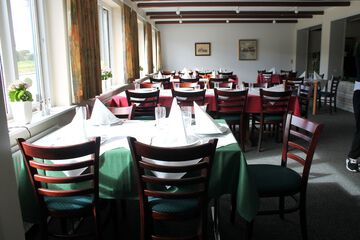 Food court