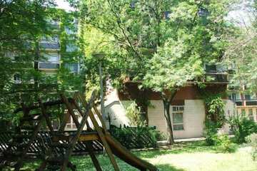 Children's play area - outdoor