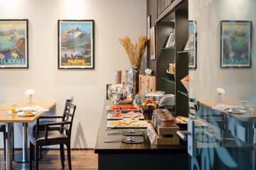 Breakfast area