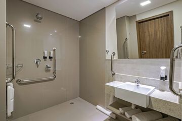 Bathroom shower