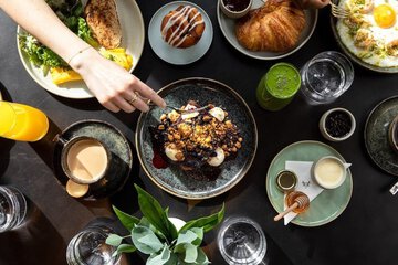 Breakfast meal