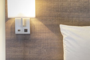 Room 27 of 61