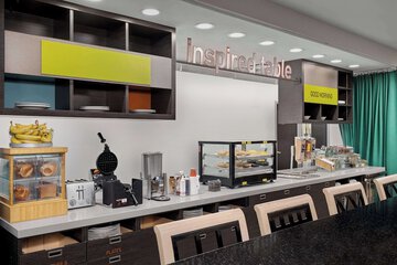 Breakfast/Coffee Service 35 of 41