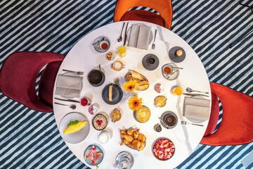 Breakfast meal