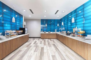 Breakfast/Coffee Service 31 of 34