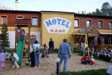 Children's play area - outdoor