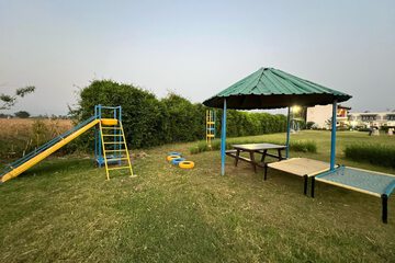 Children's play area - outdoor