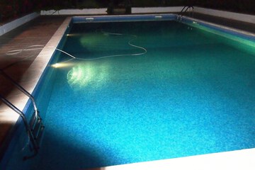 Pool waterfall