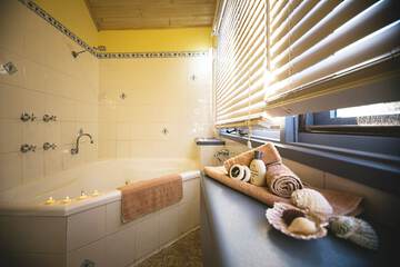 Jetted tub