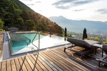 Rooftop pool