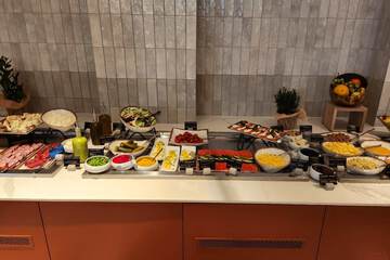 Breakfast buffet
