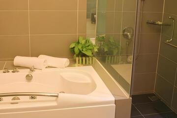 Photo 37