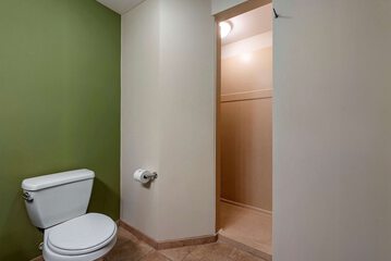 Room 22 of 27