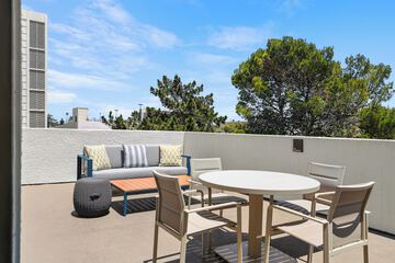 Sundeck