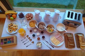 Breakfast buffet