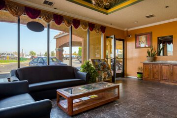 Hotel Interior 3 of 31