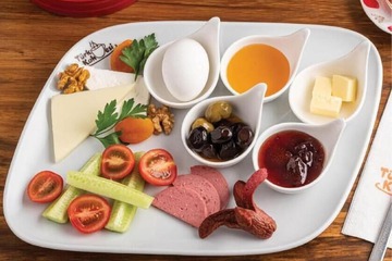Breakfast meal