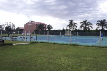 Tennis court