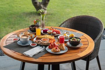 Breakfast area