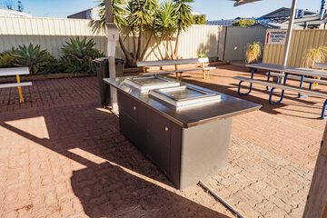 BBQ/picnic area