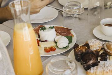 Breakfast meal