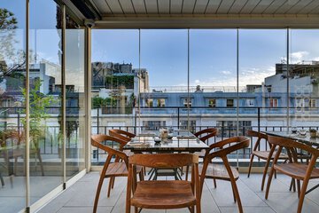 Breakfast area