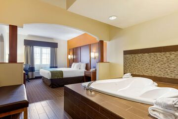 Room 18 of 48