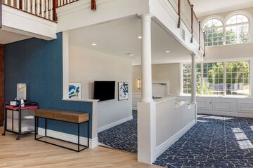 Hotel Interior 17 of 44