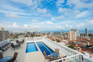 Rooftop pool