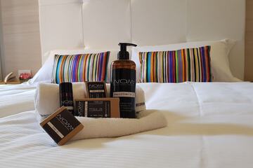 Bathroom amenities