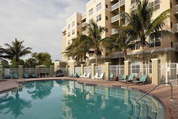 Pool 4 of 39