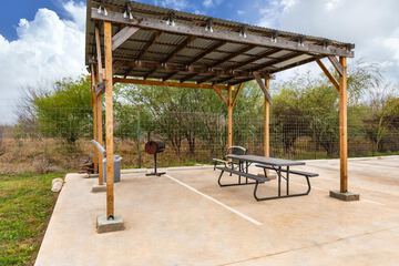 BBQ/picnic area