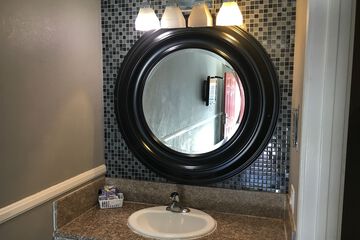 Bathroom sink