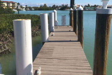 Dock