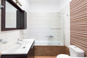 Photo 51
