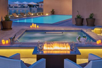 Rooftop pool