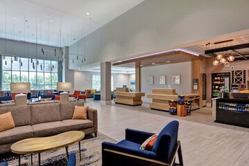 Hotel Interior 4 of 40