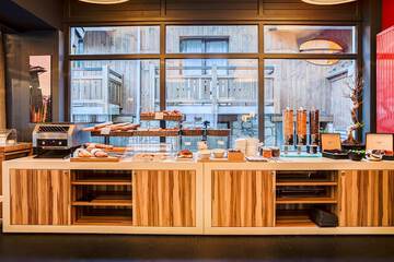 Breakfast area
