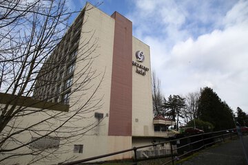 Red Lion Inn & Suites Olympia Governor Hotel