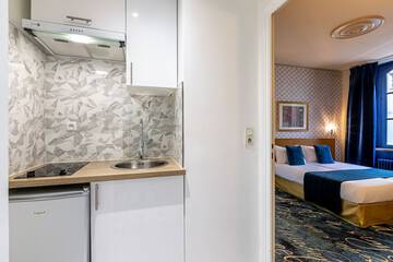 Private kitchenette