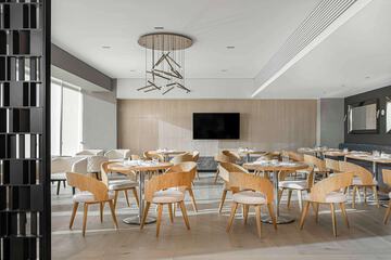 Breakfast area