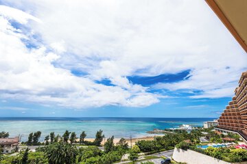 Beach/ocean view