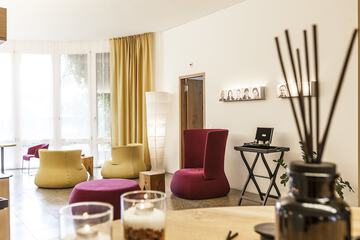 Spa reception