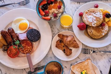 Breakfast buffet