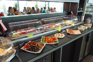 Breakfast buffet