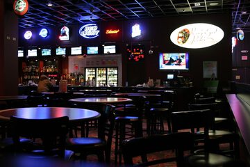 Sports bar