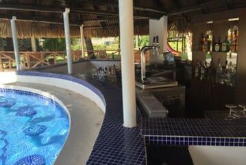 Poolside Bar