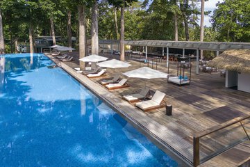 Infinity pool
